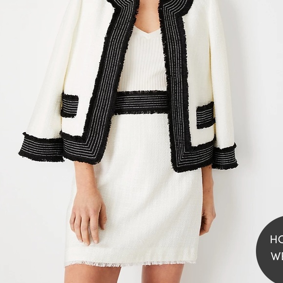 3/$15 Ann Taylor tweed skirt - Picture 3 of 3